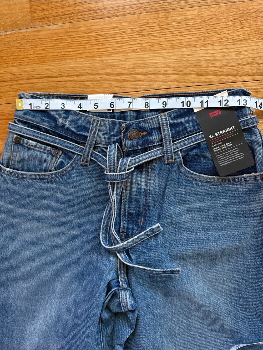 Levi's XL Straight Leg Jeans - Picture 8 of 9